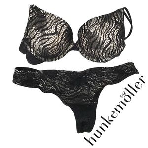🍏BOGO🍏 HUNKEMÖLLER Bra Set